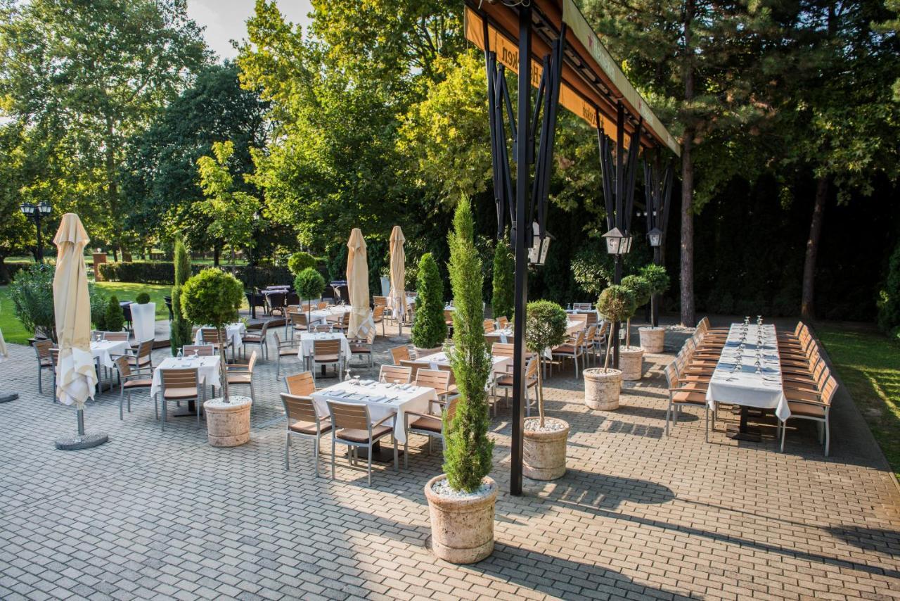 Garden Hotel Wellness és Konferencia Szolnok Exterior foto